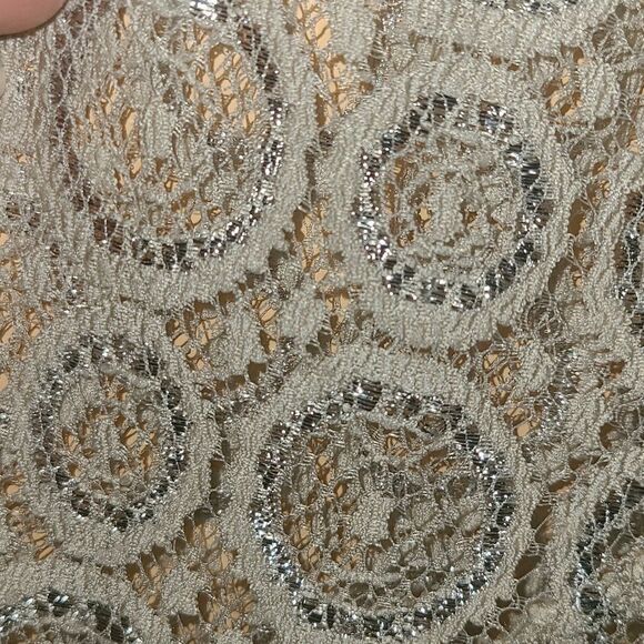 Anthropologie Akemi + Kim Cream Lace Swing Top - Picture 5 of 11